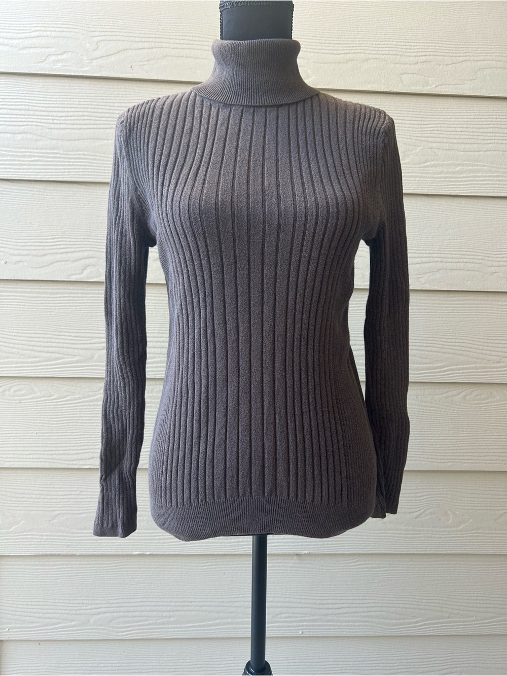 Croft & Barrow brown rib knit turtleneck sweater